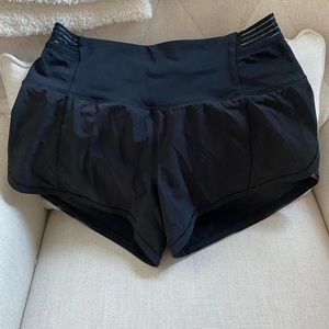 Lululemon Before Dawn Run Short 3.5” Black Women’s Size 6